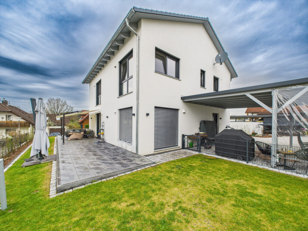 CAM05336G0-PR0006-STILL035